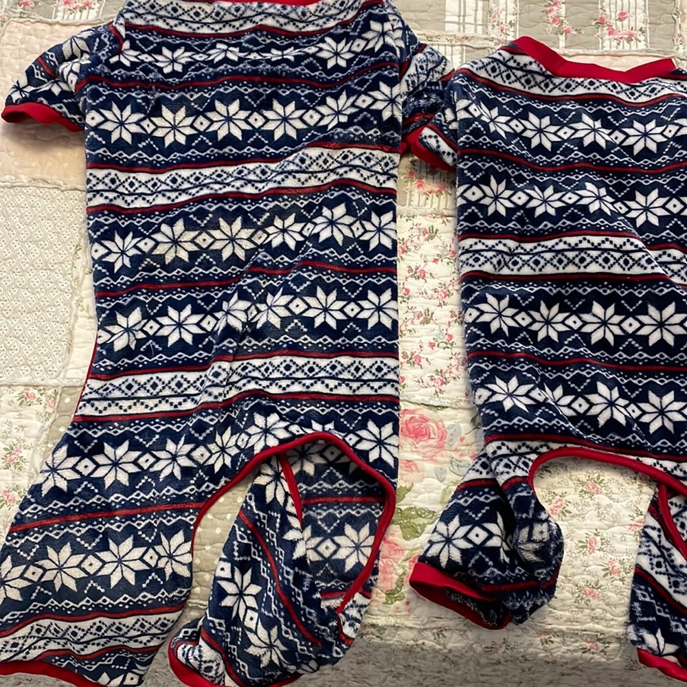 Dog Jammie’s size Lg and Xlg